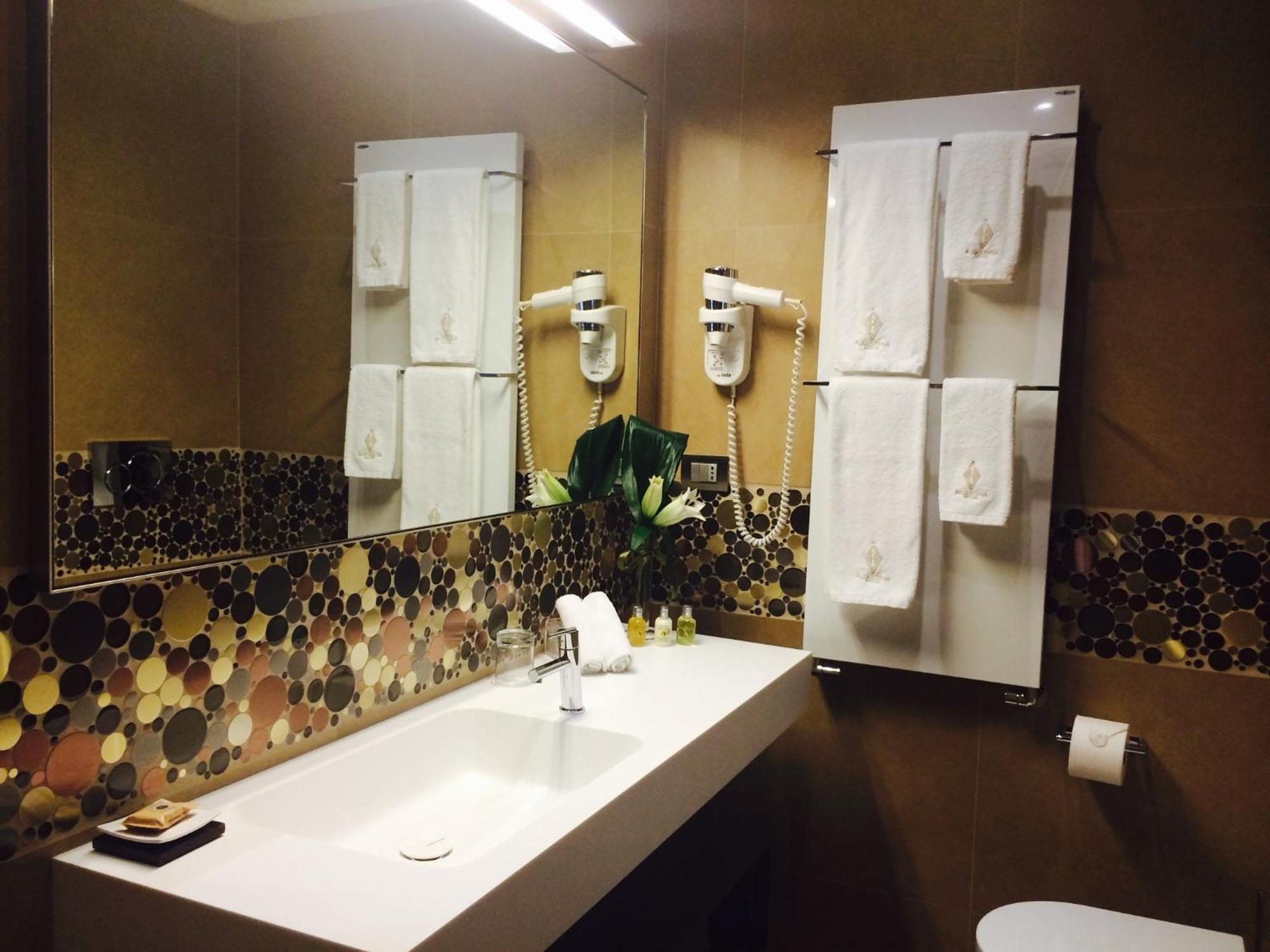 Augustana House And Suites Rome Room photo