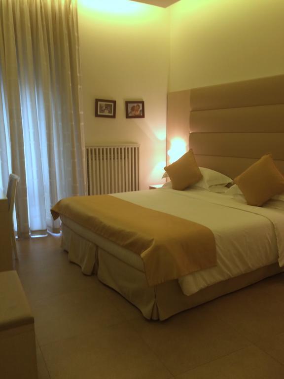 Augustana House And Suites Rome Room photo